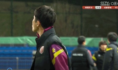 中甲第一阶段锁喉国骂暴力频现 多队曝欠薪退出